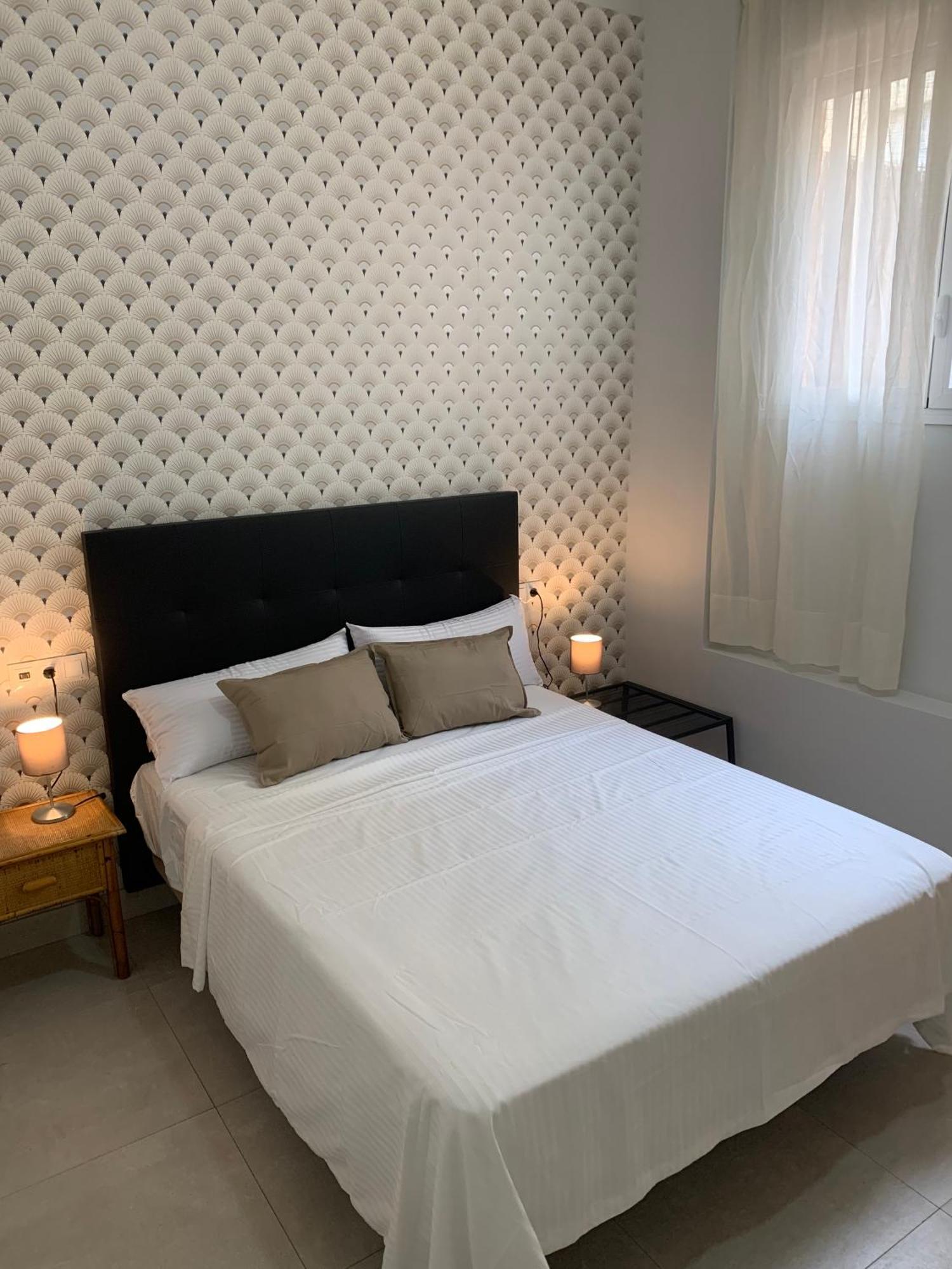 Apartamento Triana Moderno Севиля Екстериор снимка
