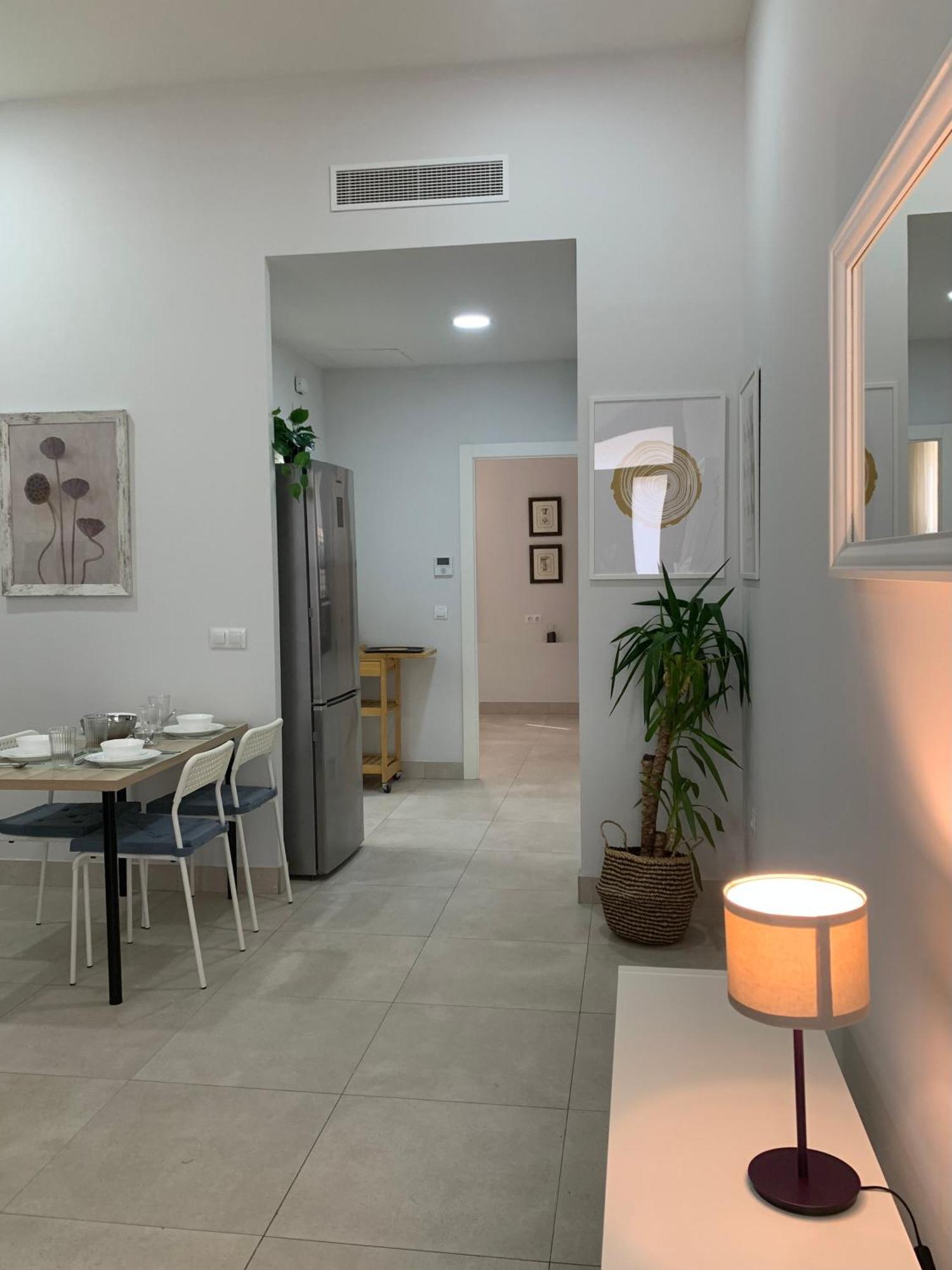 Apartamento Triana Moderno Севиля Екстериор снимка