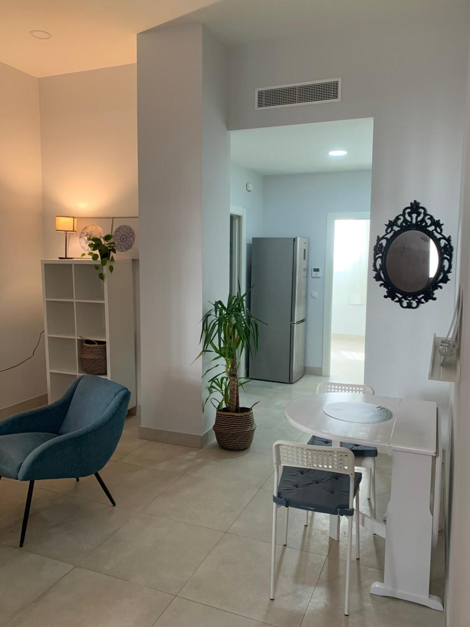 Apartamento Triana Moderno Севиля Екстериор снимка