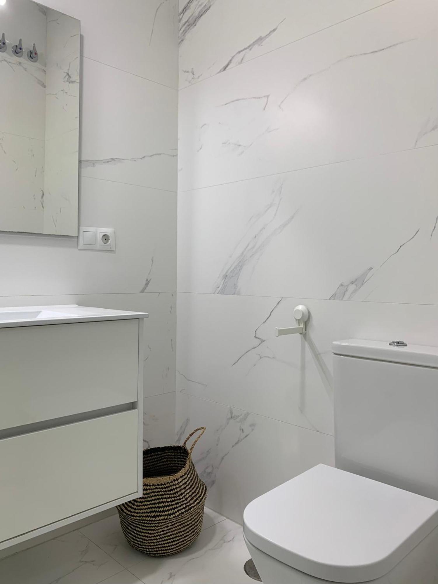 Apartamento Triana Moderno Севиля Екстериор снимка
