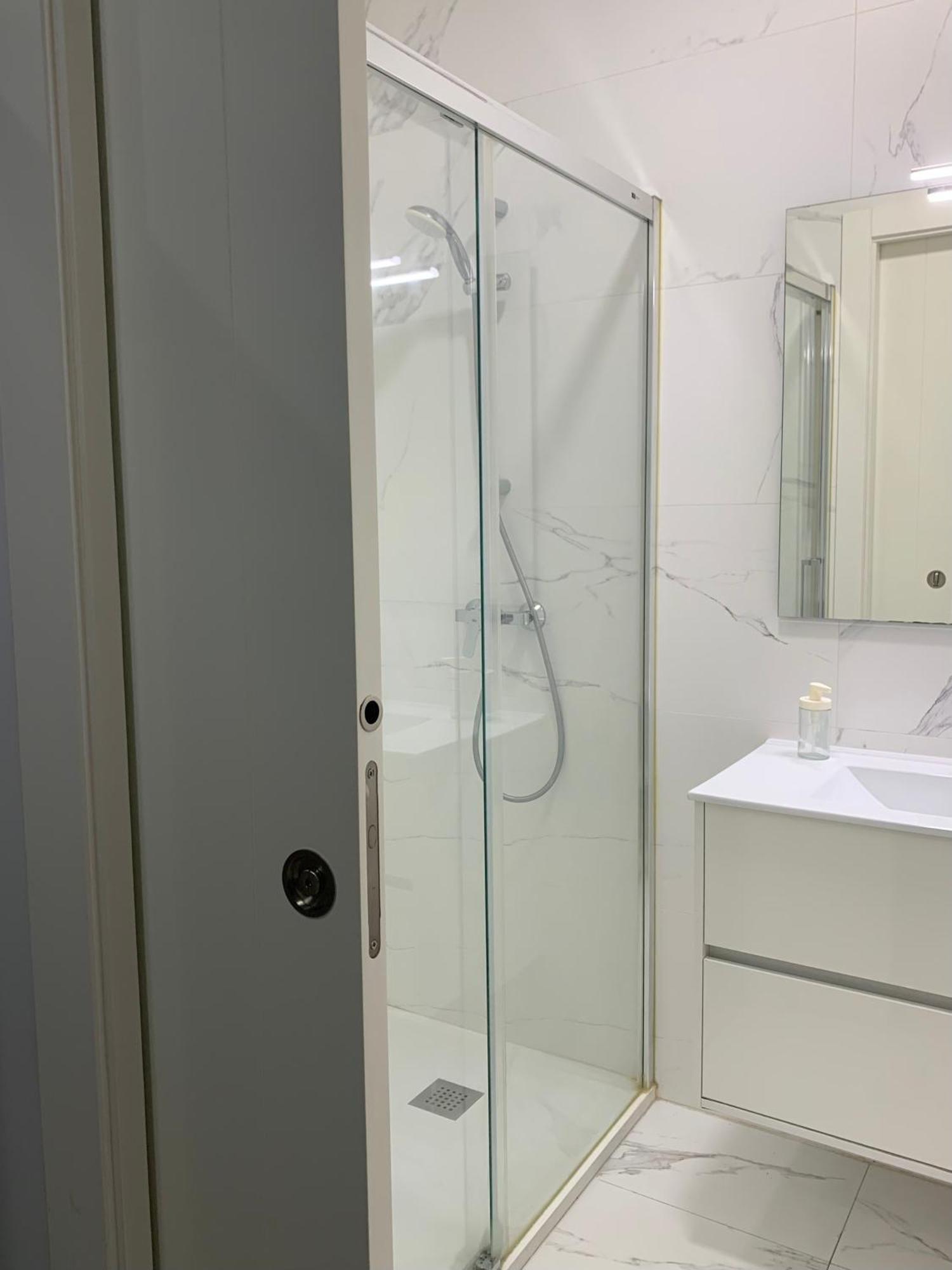 Apartamento Triana Moderno Севиля Екстериор снимка